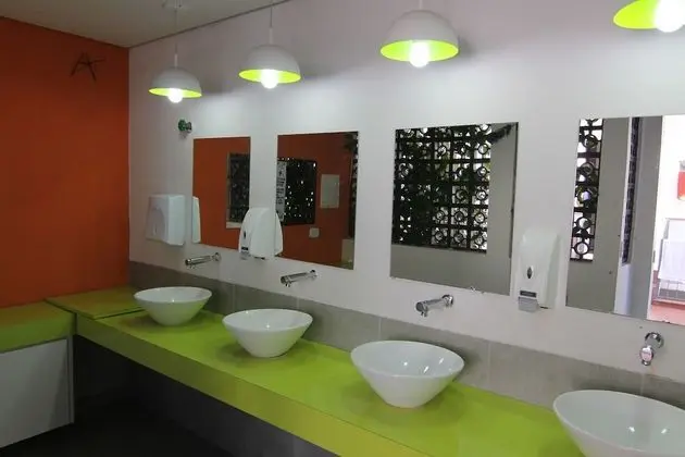 Ortak Ranzalı Oda, Karma Ranzalı Oda (6 Camas)