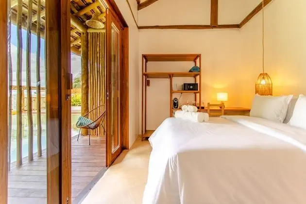 Deluxe Oda, 1 En Büyük (King) Boy Yatak, Havuz Manzaralı