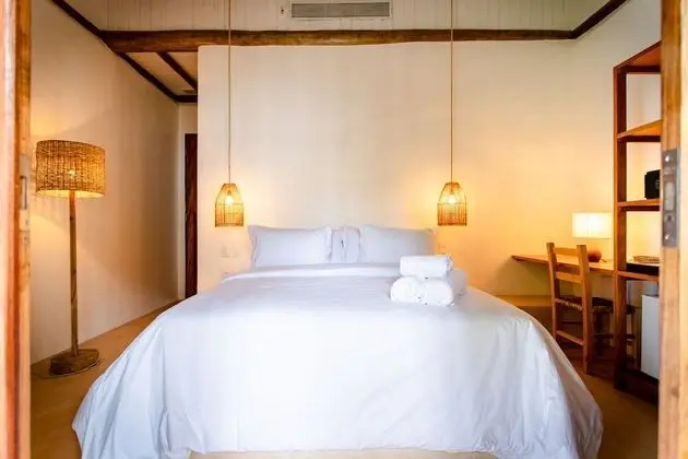 Deluxe Oda, 1 En Büyük (King) Boy Yatak, Havuz Manzaralı