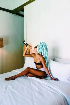 Deluxe Oda, 1 En Büyük (King) Boy Yatak, Havuz Manzaralı