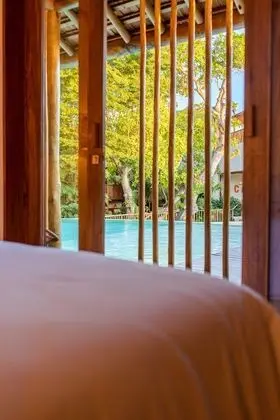 Deluxe Oda, 1 En Büyük (King) Boy Yatak, Havuz Manzaralı