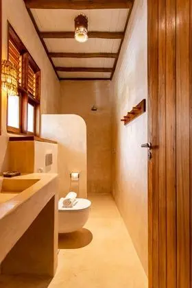 Deluxe Oda, 1 En Büyük (King) Boy Yatak, Havuz Manzaralı