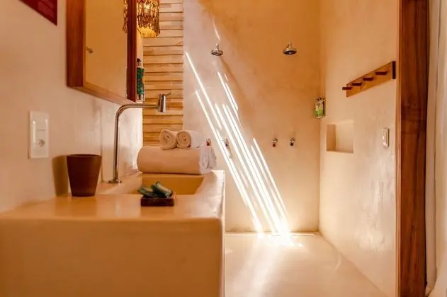 Deluxe Oda, 1 En Büyük (King) Boy Yatak, Havuz Manzaralı