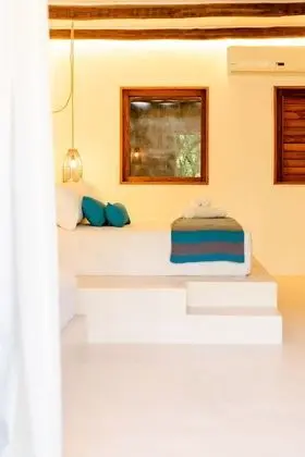 Standard Oda, 1 En Büyük (King) Boy Yatak, Bahçe Manzaralı