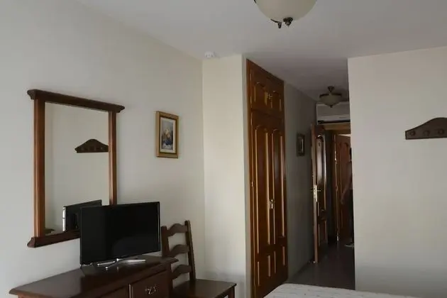 Tek Büyük Yataklı Oda, Balkon