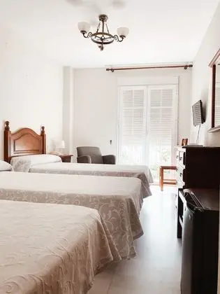 Üç Kişilik Oda, Balkon