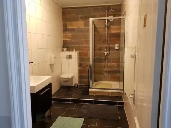 Basic Tek Kişilik Oda, Ortak Banyo