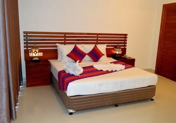 Büyük Yataklı Tek Kişilik Oda, Sigara İçilmez