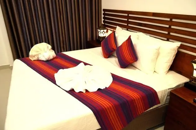 Büyük Yataklı Tek Kişilik Oda, Sigara İçilmez