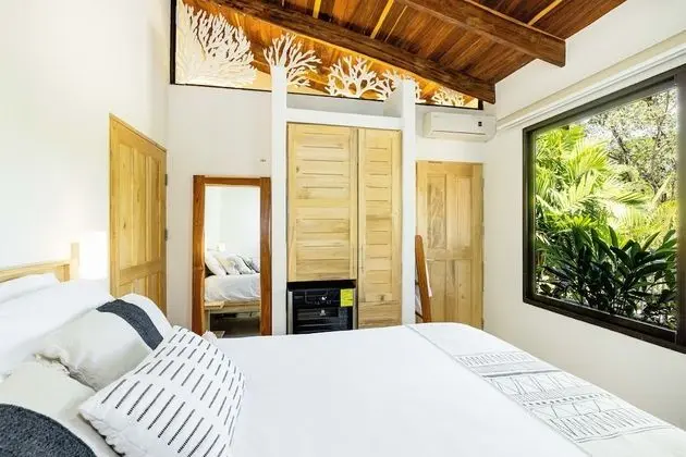 Double Room, 1 Queen Bed