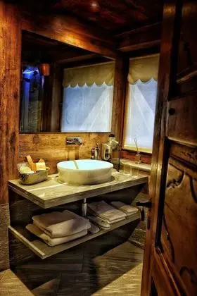 Deluxe Tek Büyük Yataklı Oda, Sigara İçilmez, Sıcak Su Küveti
