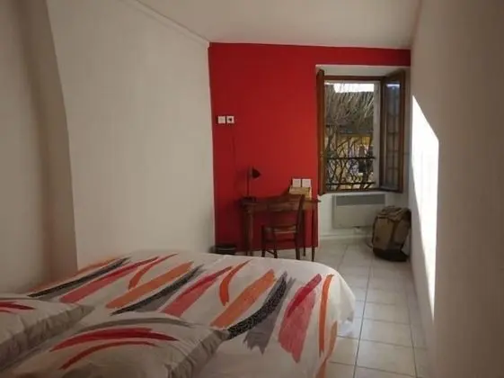 Comfort Tek Büyük Yataklı Oda, Özel Banyo (2 LA FARE)