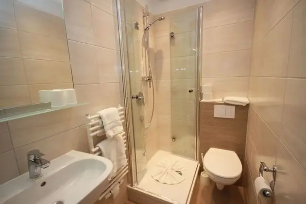 Basic Tek Kişilik Oda, 1 Tek Kişilik Yatak, Park Manzaralı