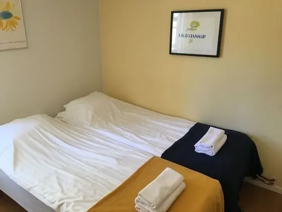 Tek Büyük Yataklı Oda, Ortak Banyo