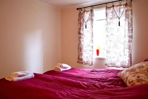 Tek Büyük Yataklı Oda, Ortak Banyo