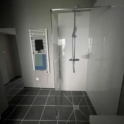 Comfort Üç Kişilik Oda, Özel Banyo, Nehir Manzaralı (Côté Loire)