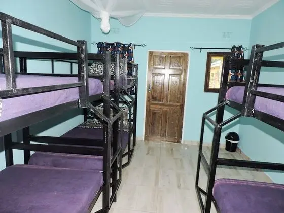 Ortak Ranzalı Oda, Sadece erkekler için (6 Person)