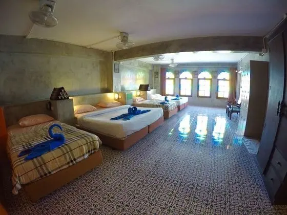 Backpacker 1 Bed, Shared Dorm
