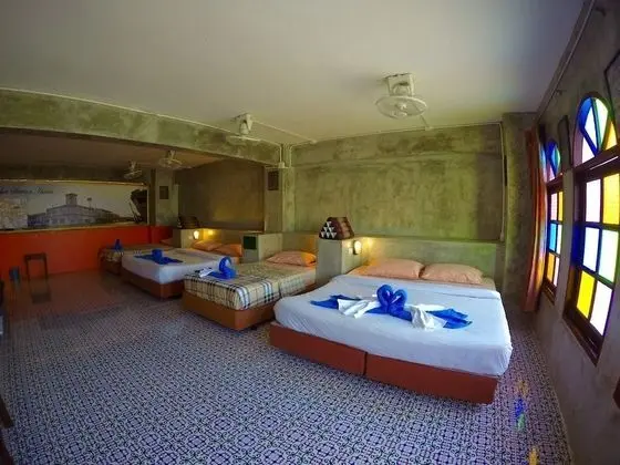 Backpacker 1 Bed, Shared Dorm