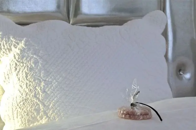 Deluxe Tek Büyük Yataklı Oda (Charme des Anges)
