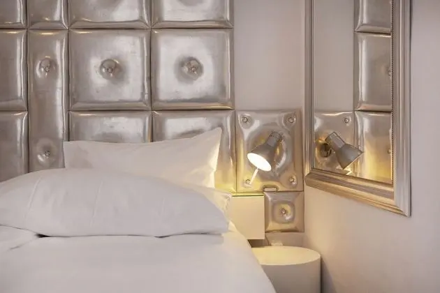 Deluxe Tek Büyük Yataklı Oda (Charme des Anges)