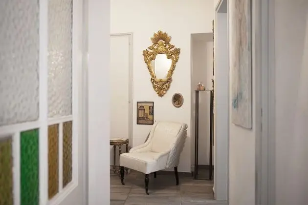 Deluxe Tek Büyük Yataklı Oda (Charme des Anges)