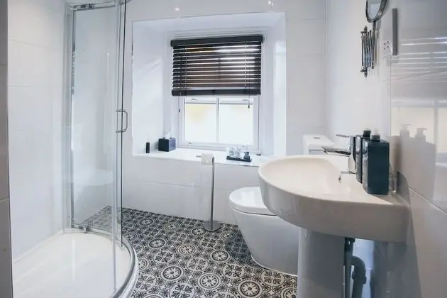 Luxury Tek Büyük Yataklı Oda, Banyolu/Duşlu (Carpark View & Parking)