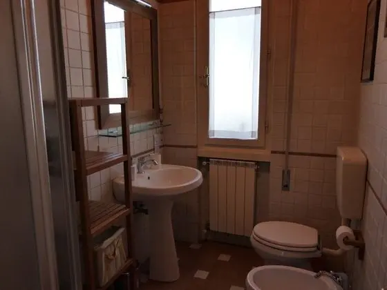Üç Kişilik Oda, Balkon (Albicocca)