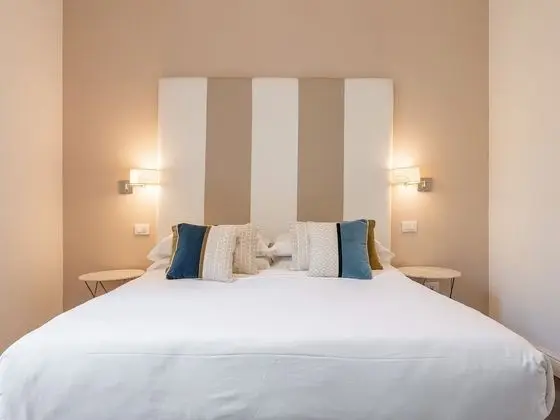 Deluxe Tek Büyük veya İki Ayrı Yataklı Oda