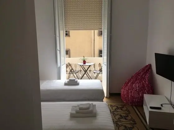 Deluxe Tek Büyük veya İki Ayrı Yataklı Oda