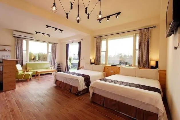 Dört Kişilik Oda, Küvet, Dağ Manzaralı