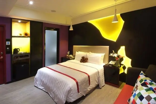Luxury Tek Büyük Yataklı Oda