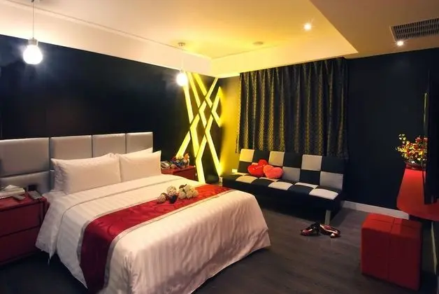 Luxury Tek Büyük Yataklı Oda
