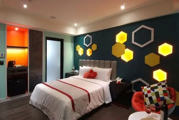 Luxury Tek Büyük Yataklı Oda