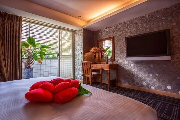 Deluxe Tek Büyük Yataklı Oda