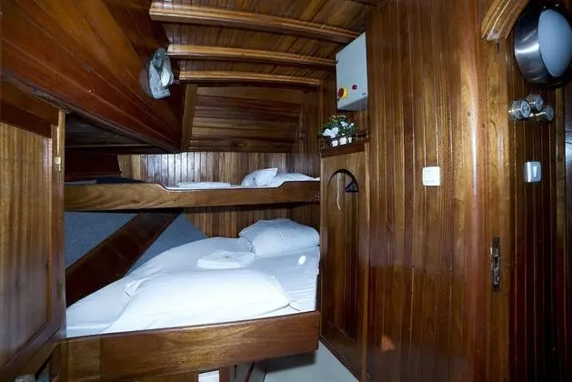 Economy Tek Büyük Yataklı Oda