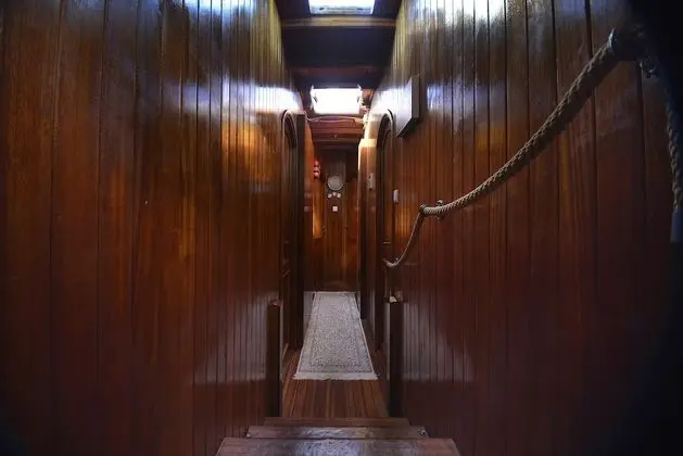 Economy Tek Büyük Yataklı Oda