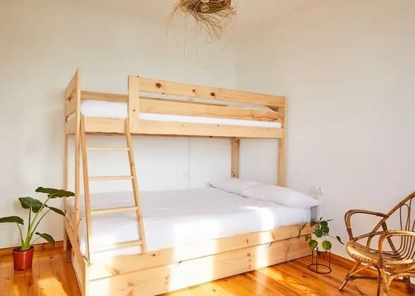 Family Ortak Ranzalı Oda, Ortak Banyo, Plaj Manzaralı (1 bed in a 4-Bed Dormitory + Surf)