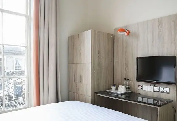 Tek Büyük Yataklı Oda (Small)