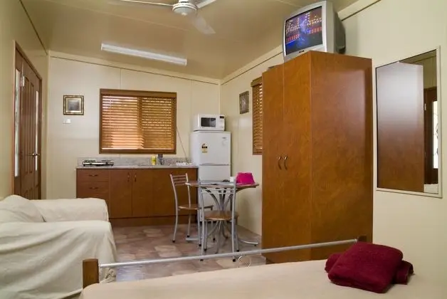 Basic Oda, Sigara İçilmez, Ortak Banyo (BUDGET BUSTER VILLAS)