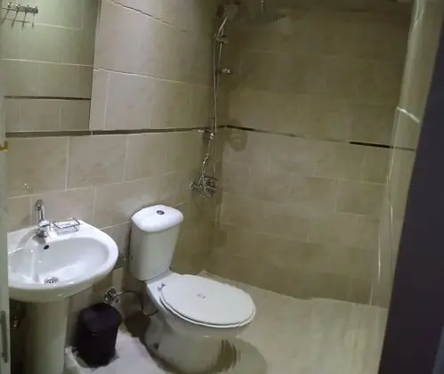 City Tek Büyük Yataklı Oda