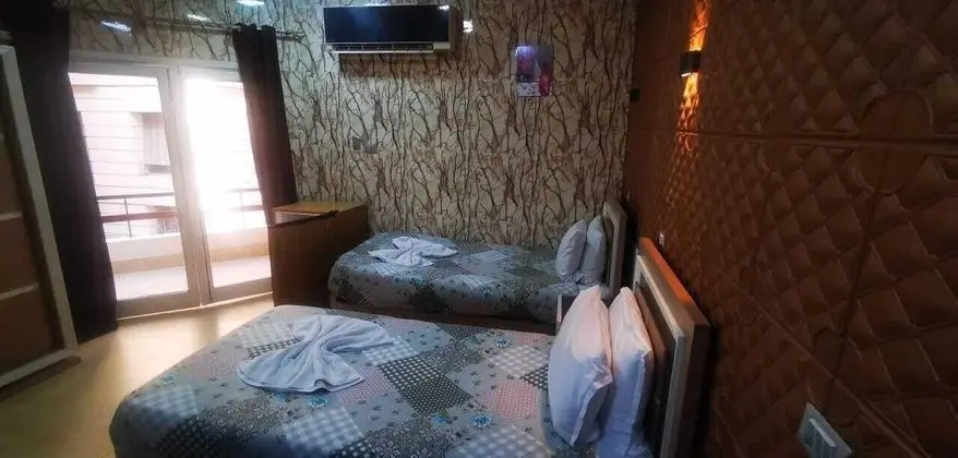 Comfort Tek Büyük Yataklı Oda