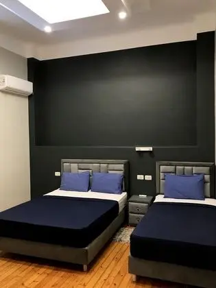Tek Büyük veya İki Ayrı Yataklı Oda, Balkon