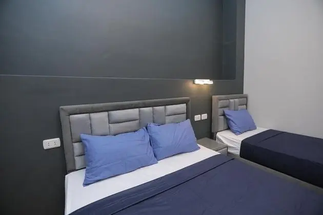 Tek Büyük veya İki Ayrı Yataklı Oda, Balkon