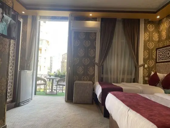 Deluxe Dört Kişilik Oda, Şehir Manzaralı