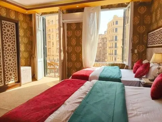 Deluxe Dört Kişilik Oda, Şehir Manzaralı