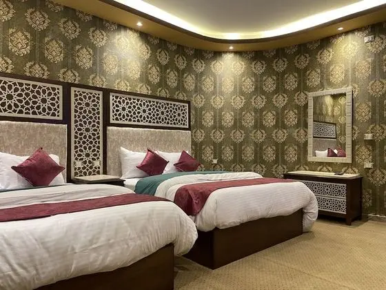 Deluxe Dört Kişilik Oda, Şehir Manzaralı