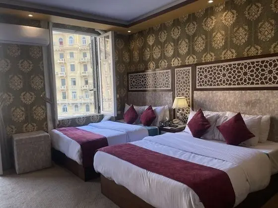 Deluxe Dört Kişilik Oda, Şehir Manzaralı