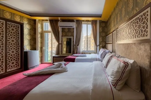 Deluxe Dört Kişilik Oda, Şehir Manzaralı