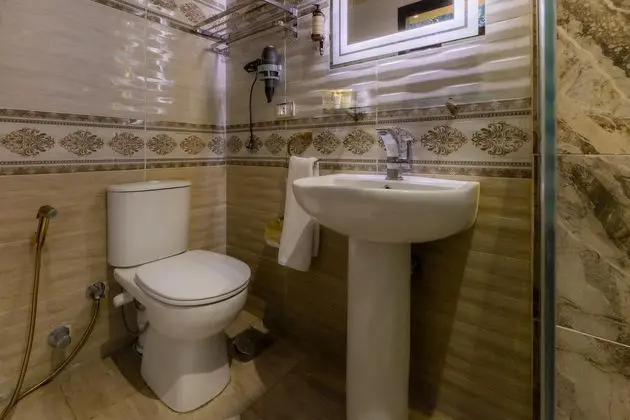 Deluxe Dört Kişilik Oda, Şehir Manzaralı